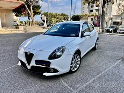Bianco Usata 2018 Alfa Romeo Giulietta Super Due volumi | 9690 € (Buon prezzo)