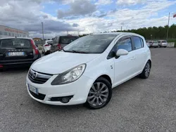 Bianco Usata 2011 Opel Corsa Tre volumi | 5200 € (Buon prezzo)