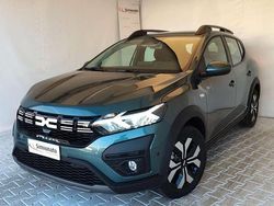 Verde Usata 2025 Dacia Sandero Expression Tre volumi | 16.950 € (Ottimo prezzo)