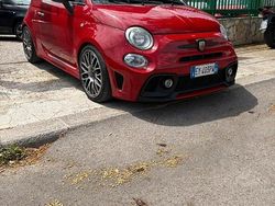 Rosso Usata 2015 Abarth 595 Due volumi | 12.999 € (Cara)