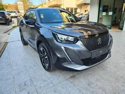 Grigio Usata 2023 Peugeot 2008 Allure SUV | 17.950 € (Buon prezzo)