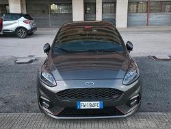 Grigio Usata 2019 Ford Fiesta ST Tre volumi | 20.000 € (Buon prezzo)