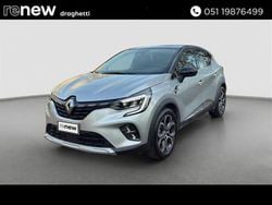 Grigio chiaro Usata 2023 Renault Captur Techno SUV | 18.900 € (Buon prezzo)
