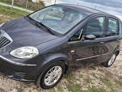 Grigio Usata 2008 Lancia Musa Monovolume | 4400 € (Buon prezzo)