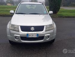 Grigio Usata 2007 Suzuki Vitara SUV | 2950 €