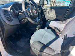 Bianco Usata 2016 Fiat Panda Tre volumi | 6000 €