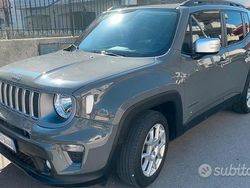 Grigio Usata 2022 Jeep Renegade SUV | 13.800 € (Ottimo prezzo)
