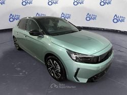 Verde Nuova 2025 Opel Corsa Tre volumi | 15.900 € (Buon prezzo)