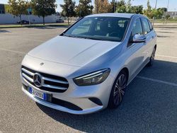 Argento Usata 2020 Mercedes B180 Executive Monovolume | 19.000 € (Buon prezzo)