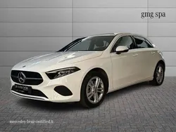 Bianco Usata 2023 Mercedes A250 Advanced Tre volumi | 33.490 € (Buon prezzo)
