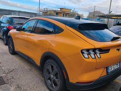 Arancione Usata 2023 Ford Mustang Mach-E Premium SUV | 28.990 € (Super prezzo)