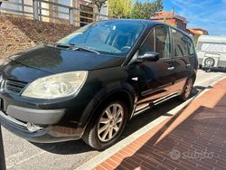 Usata 2007 Renault Grand Scénic II Monovolume | 1700 €