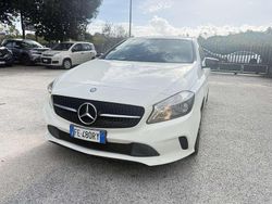 Bianco Usata 2016 Mercedes A180 Tre volumi | 8999 € (Ottimo prezzo)
