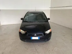 Usata 2009 Mitsubishi Colt Invite Tre volumi | 1700 €