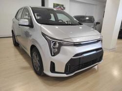 Beige Usata 2023 Kia Picanto Urban Due volumi | 13.500 € (Buon prezzo)
