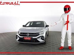 Reflex silver con tetto nero pastello Usata 2024 VW Taigo R-line SUV | 23.900 € (Cara)