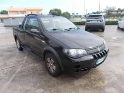 Nero Usata 2008 Fiat Strada Pick-up | 7800 € (Cara)