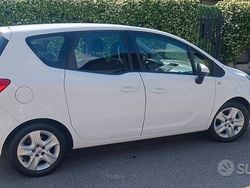 Bianco Usata 2017 Opel Meriva Monovolume | 7500 € (Buon prezzo)