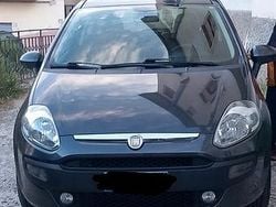 Nero Usata 2011 Fiat Punto Due volumi | 3600 € (Buon prezzo)