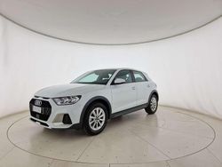 Bianco ghiacciaio metallizzato Nuova 2025 Audi A1 Business Due volumi | 27.900 € (Ottimo prezzo)