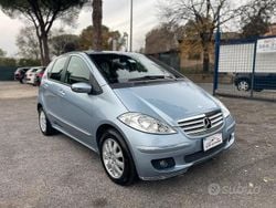 Grigio Usata 2008 Mercedes A150 Avantgarde Tre volumi | 4400 € (Buon prezzo)