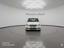 Bianco Usata 2011 Mercedes A180 Avantgarde Tre volumi | 3990 € (Buon prezzo)