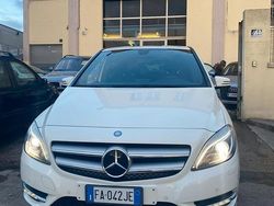 Bianco Usata 2015 Mercedes B180 Premium Monovolume | 11.500 € (Cara)