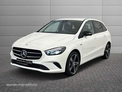 Bianco Usata 2021 Mercedes B250 Monovolume | 27.901 €