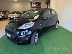 Nero Usata 2014 Peugeot 107 Active Due volumi | 5990 € (Buon prezzo)