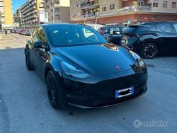 Nero Usata 2023 Tesla Model Y SUV | 38.000 € (Buon prezzo)