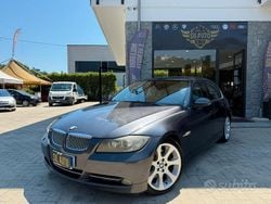 Grigio Usata 2006 BMW 330 Tre volumi | 3950 € (Ottimo prezzo)