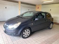 Grigio Usata 2010 Opel Corsa Tre volumi | 3900 € (Ottimo prezzo)