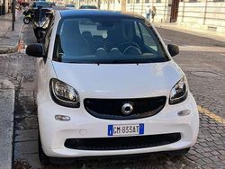 Bianco Usata 2018 Smart ForTwo Coupé Due volumi | 13.500 € (Buon prezzo)