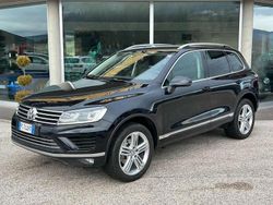 Nero Usata 2016 VW Touareg Executive SUV | 15.200 € (Ottimo prezzo)