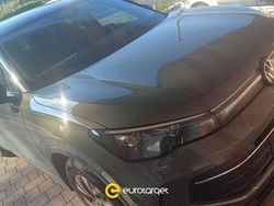 Verde Usata 2025 VW Tiguan Edition SUV | 38.950 € (Cara)