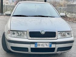 Grigio Usata 2002 Skoda Octavia Tre volumi | 2900 €