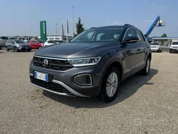 Grigio Usata 2023 VW T-Roc Life SUV | 24.400 € (Ottimo prezzo)
