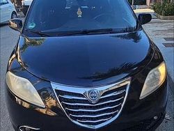 Nero Usata 2011 Lancia Ypsilon Due volumi | 5900 € (Buon prezzo)