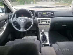 Usata 2002 Toyota Corolla Tre volumi | 2200 € (Ottimo prezzo)