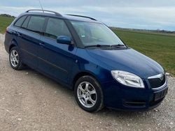 Blu Usata 2010 Skoda Fabia Due volumi | 3000 €