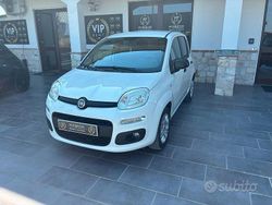 Bianco Usata 2019 Fiat Panda Due volumi | 6990 € (Ottimo prezzo)