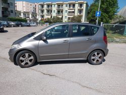 Grigio Usata 2008 Mercedes A180 Avantgarde Due volumi | 1800 € (Ottimo prezzo)