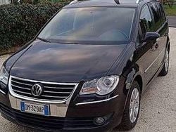 Usata 2008 VW Touran Trendline Monovolume | 4300 € (Buon prezzo)