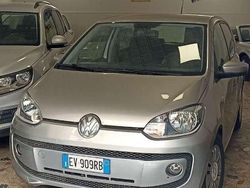 Usata 2014 VW up! Due volumi | 6200 € (Buon prezzo)
