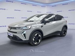 Gray Nuova 2025 Renault Captur Techno SUV | 23.490 € (Buon prezzo)