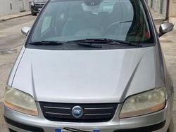 Grigio Usata 2004 Fiat Idea Monovolume | 1200 €