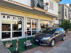 Grigio Usata 2013 Ford Focus Titanium Station wagon | 5800 € (Cara)