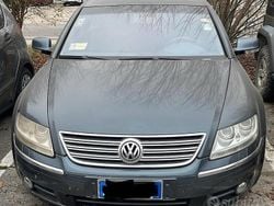 Nero Usata 2003 VW Phaeton Tre volumi | 3500 €