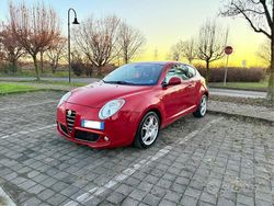 Rosso Usata 2011 Alfa Romeo MiTo Due volumi | 2500 € (Super prezzo)