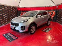 Grigio Usata 2016 Kia Sportage SUV | 10.499 € (Buon prezzo)